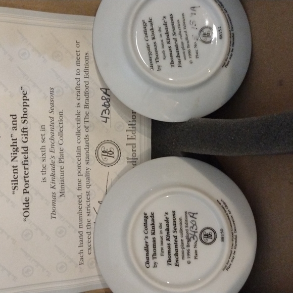 Decorative plates - Picture 2 of 2